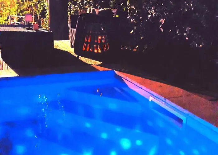 Les Lauriers Roses & Sa Piscine Privative Narbona