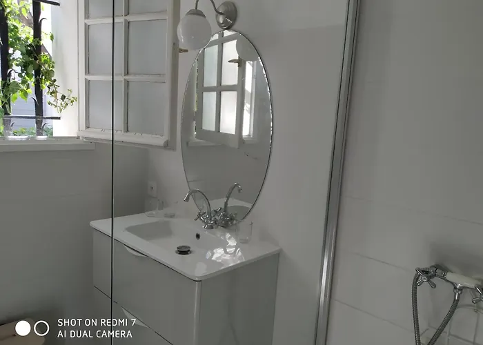 Les Lauriers Roses & Sa Piscine Privative 아파트 나르본